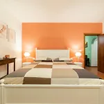 Magnoli Cozy Flat Two Steps From Ponte Vecchio